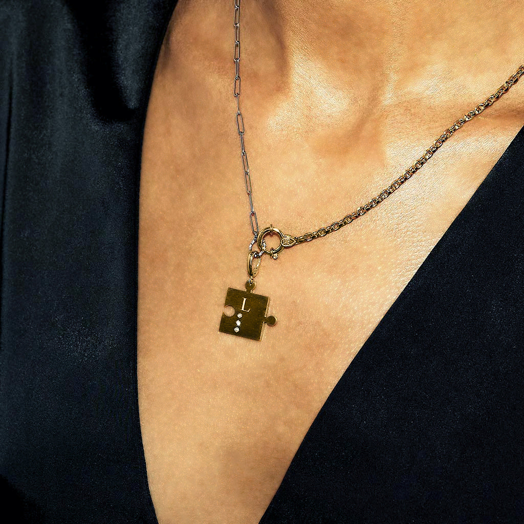 点字ダイヤモンドパズルチャーム YG - Mens