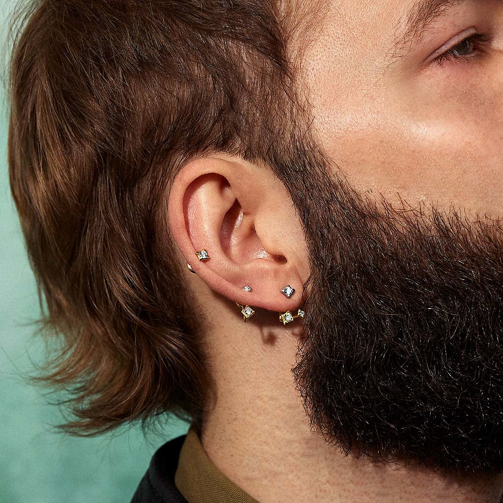 HANABIダブルバックピアス